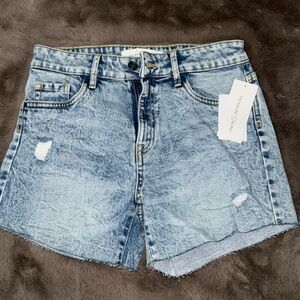 Treasure & Bond shorts